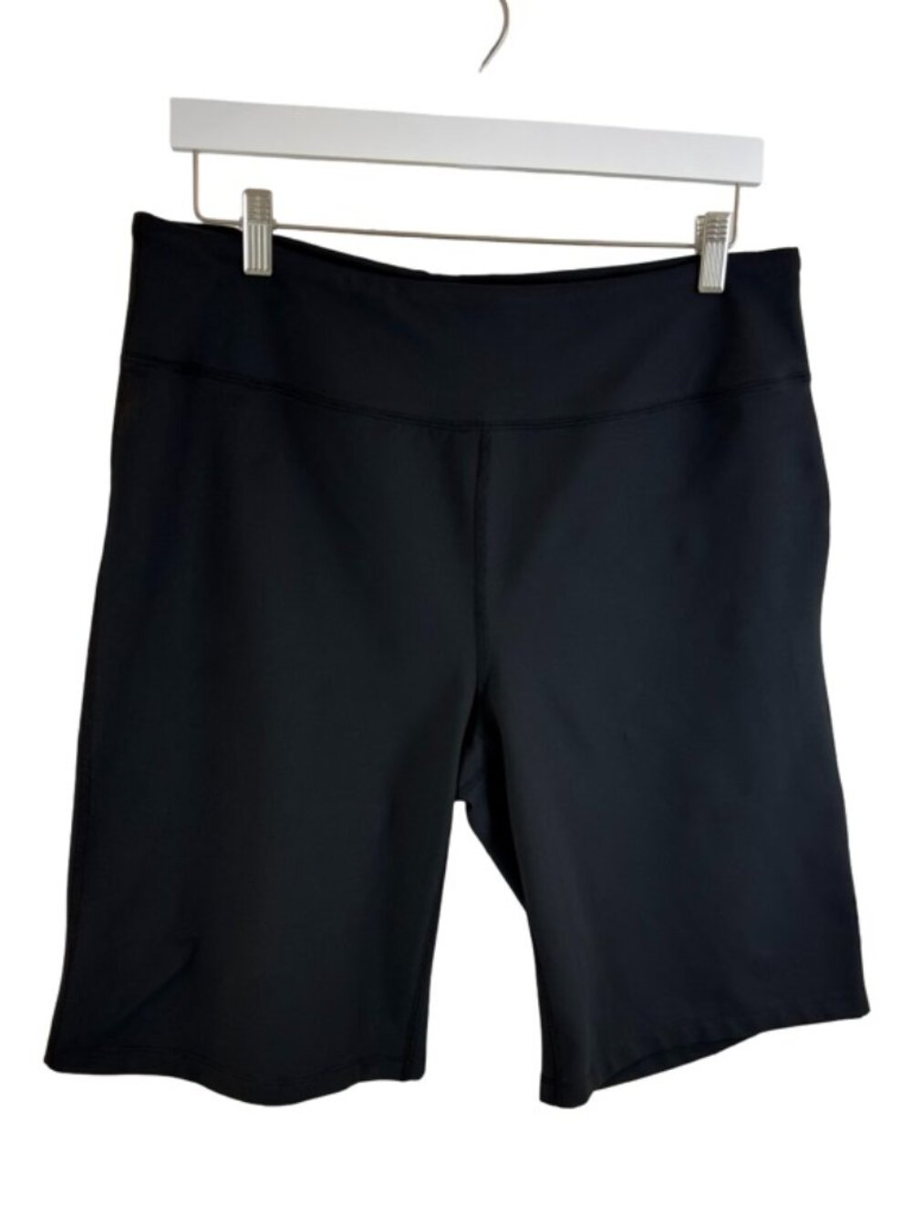 Lands' End Athletic Black Shorts Size Large Tall